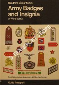 Book cover of Army Badges and Insignia of World War 2 by ROSIGNOLI, Guido